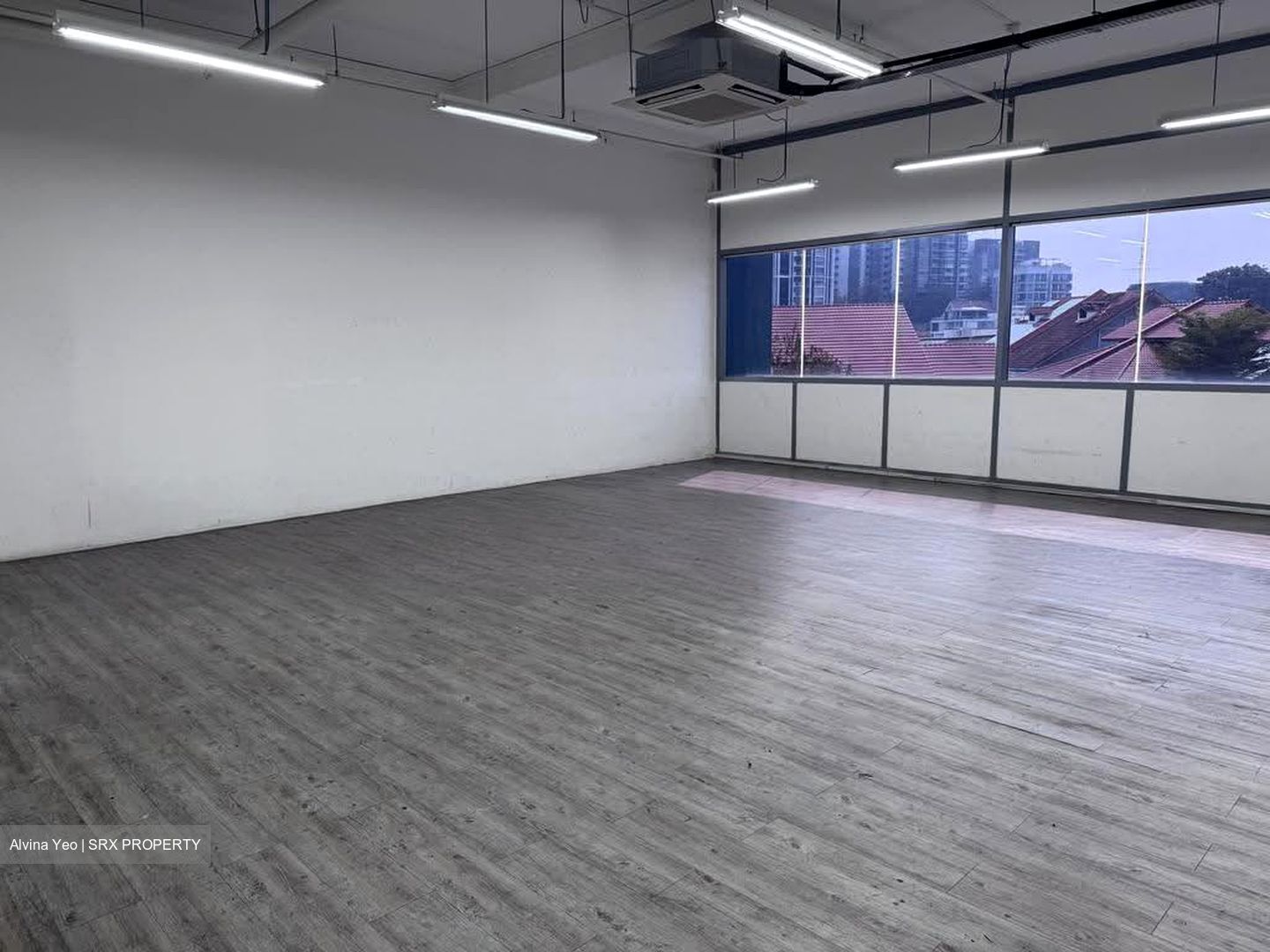 Solstice Business Center (D19), Factory #625895211